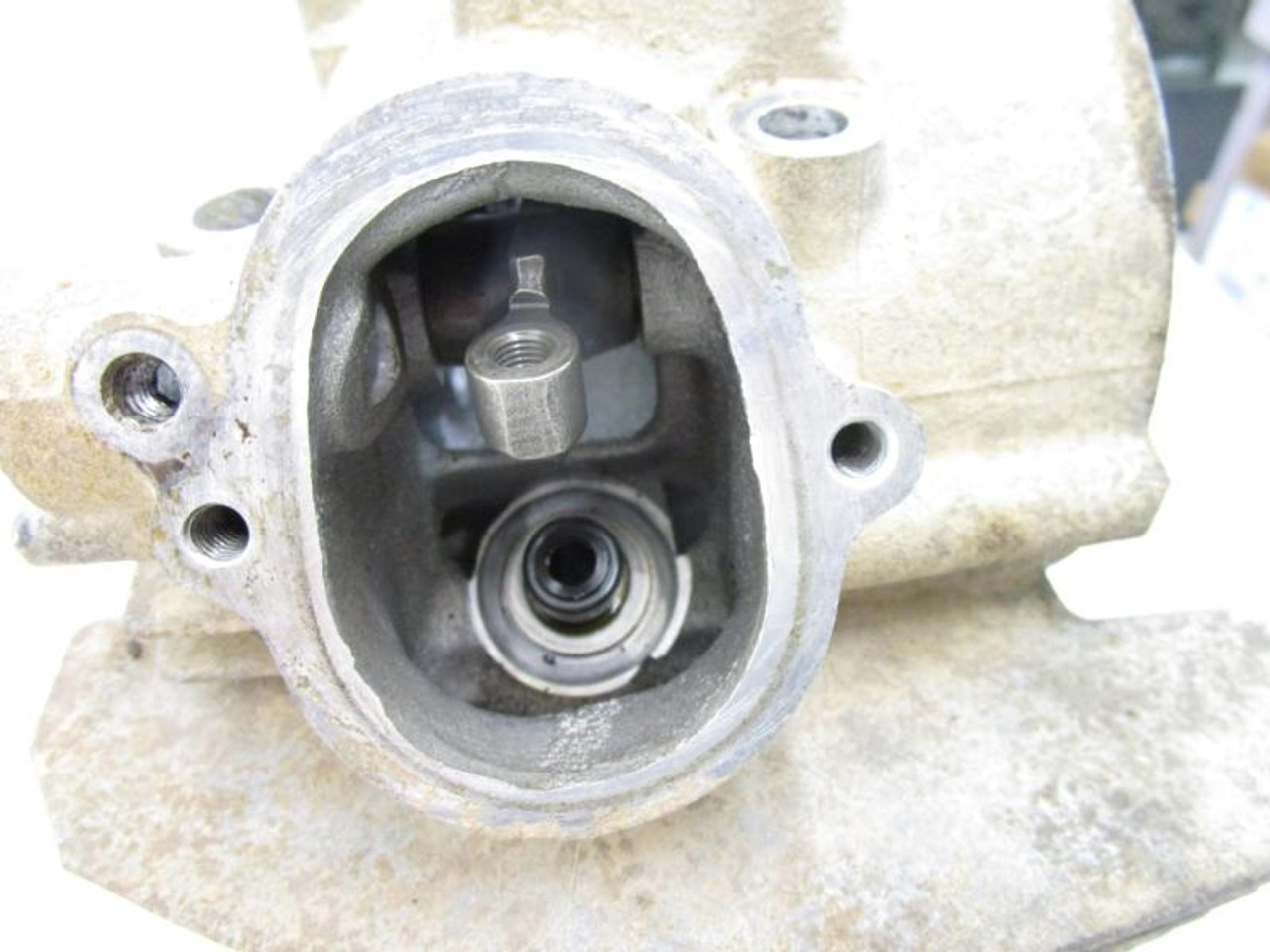 97 Kawasaki KLF 300 Bayou 4x4 Cylinder Head 11008-1292 1992